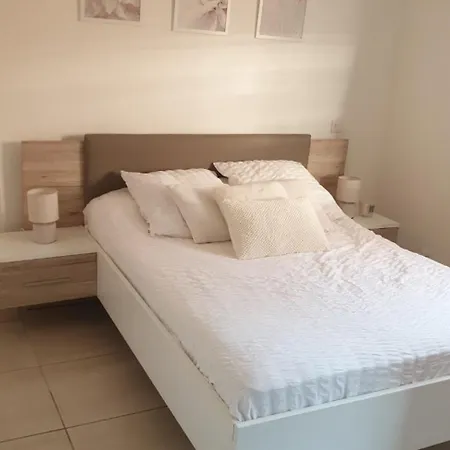 Lina 6 Pers Plages Et Rivieres Casa de Férias